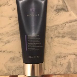 Monat deep conditioning conditioner